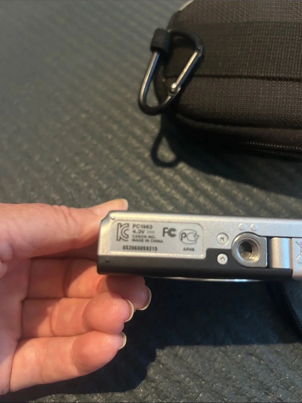 Canon Compact Digital Camera in Black and Silver with Wrist Strap and Case